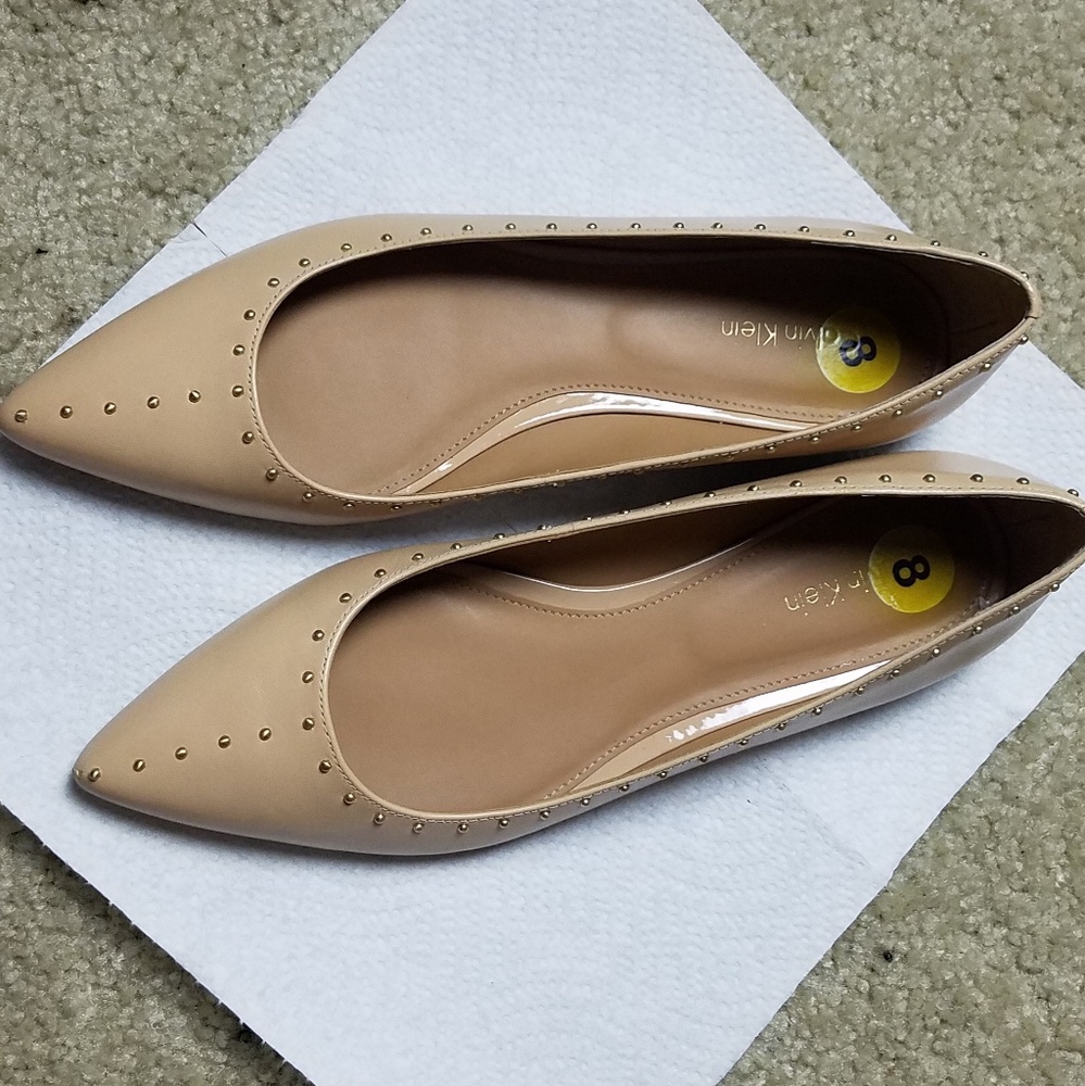 🎁 Holiday Clearance! Calvin Klein Flats
